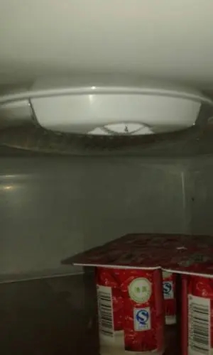冰箱内的灯泡不亮了怎么办