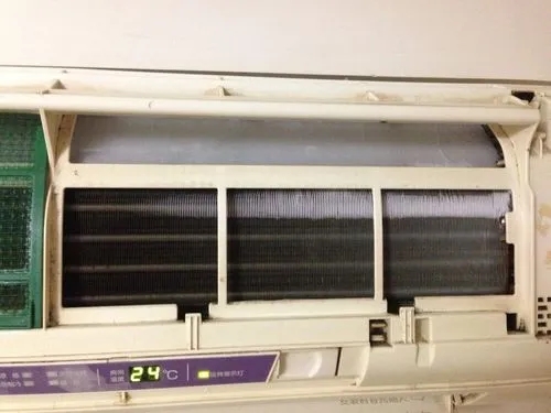  空调内机结冰什么原因怎么解决